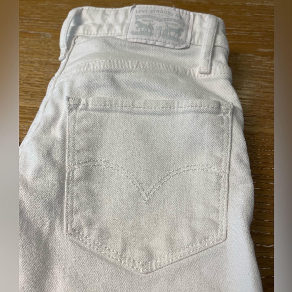 Levi’s High Rise Skinny Jeans